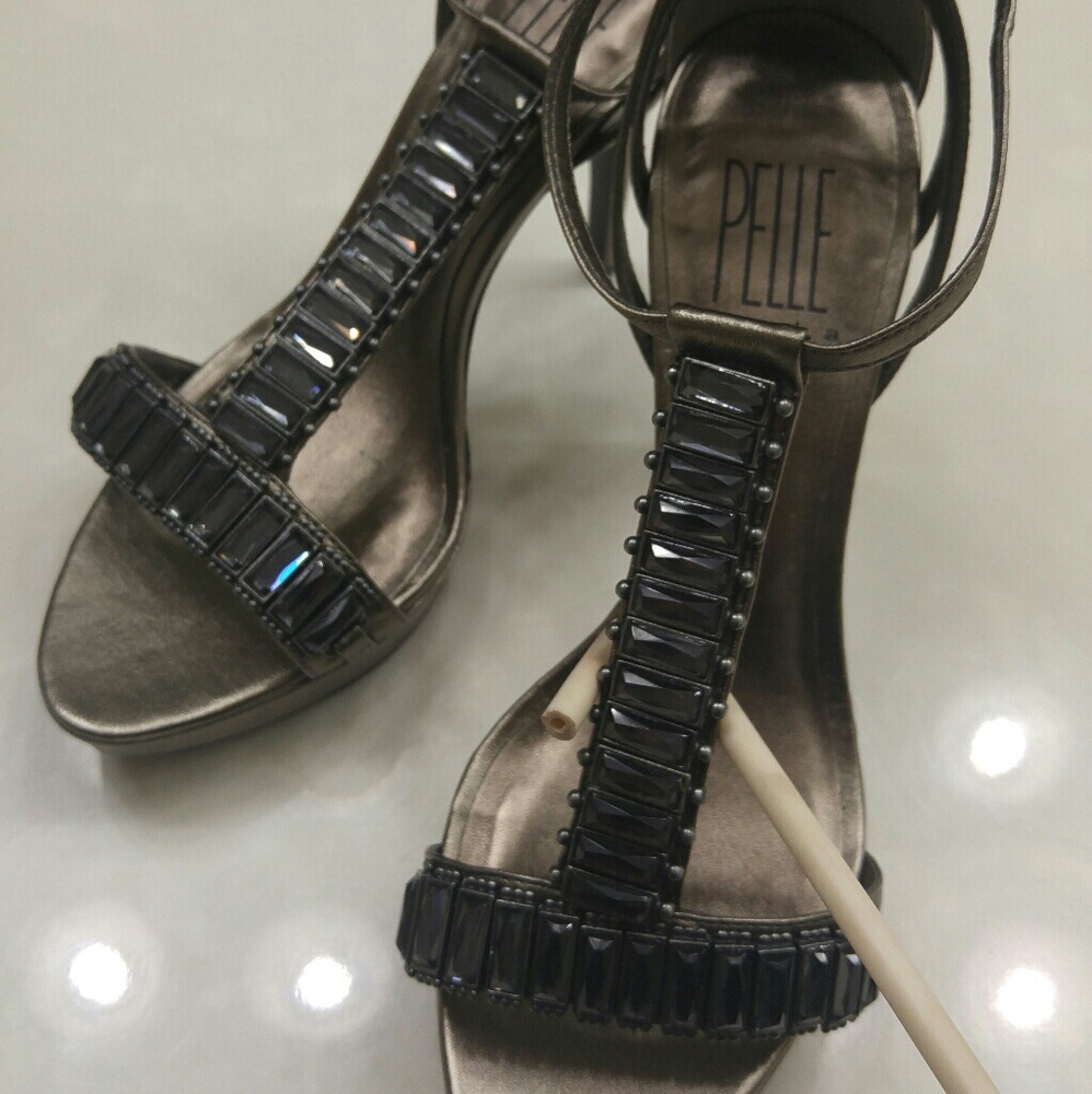 🔥Pelle Moda Sparkly Heels!🔥 - Picture 7 of 8